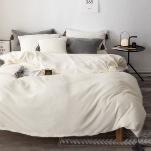 Waffle King size bed duvet cover, 2 pillow cases and 1 sheet set